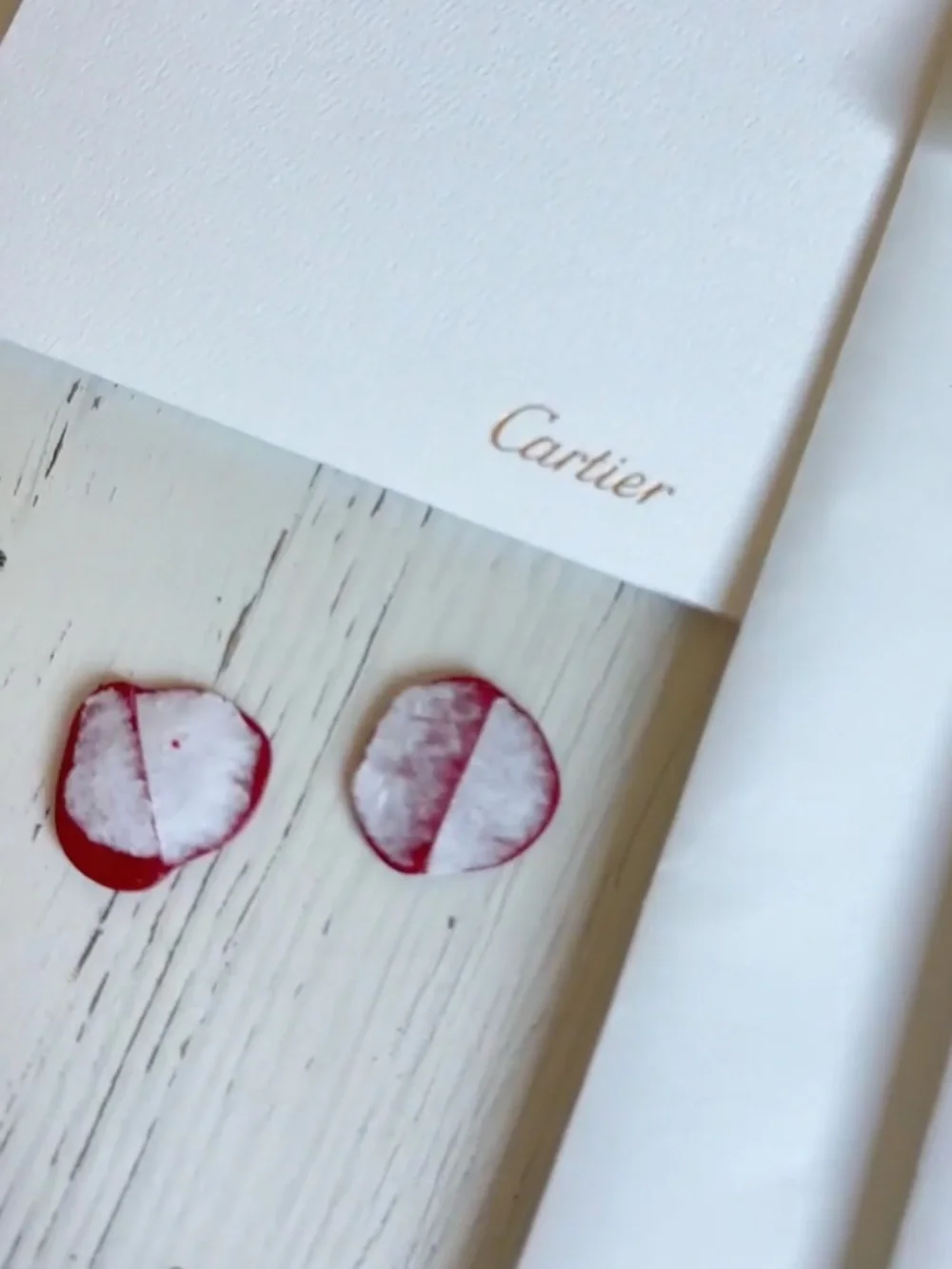 Cartier - 2 Red Shopping Bags & stationary - Picture 4 of 4